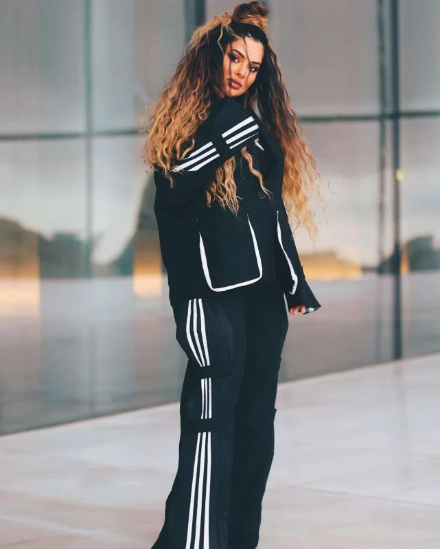 Mina boşanmasından danışdı