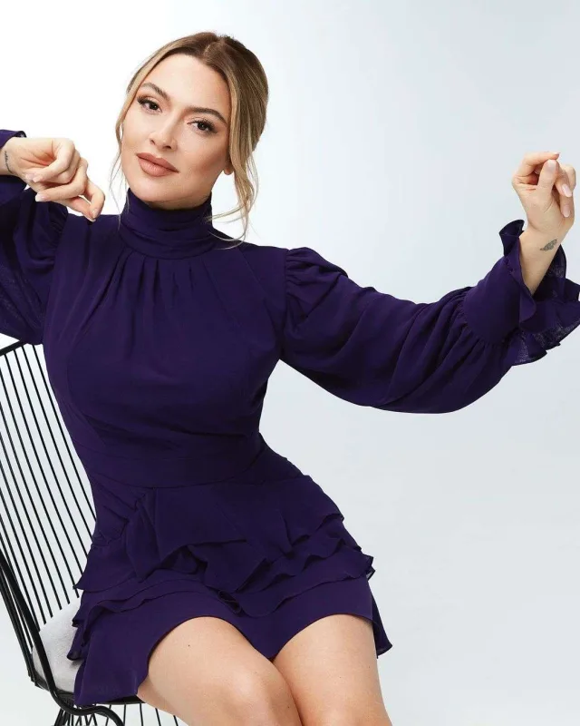 “Təhqir və böhtan dolu şayiələrə səssiz qalmayacağam”