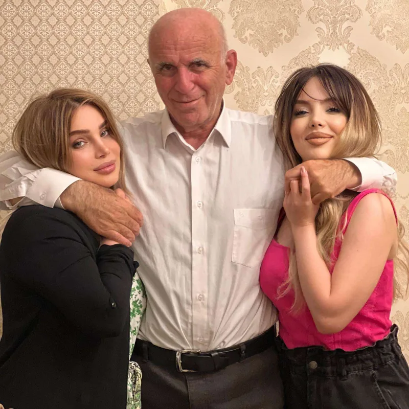 Şəfəq qızına görə ərindən ayrıldı