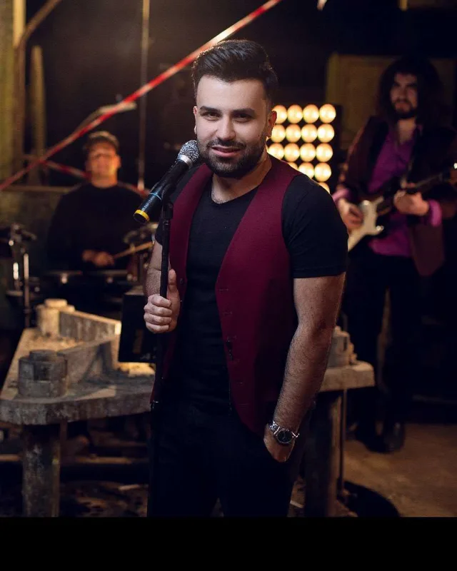 “Hansısa it hürüşünə görə karvanınızı saxlamayın”