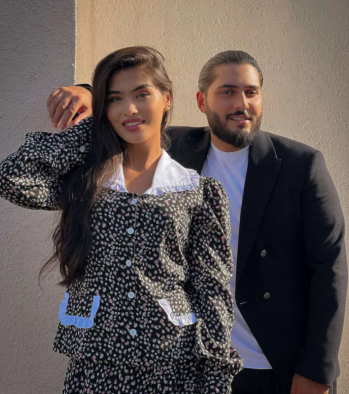 Eşq deyil, klip imiş...