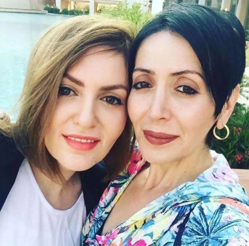 Həm sənətdə, həm ailədə... - Müğənni bacılar