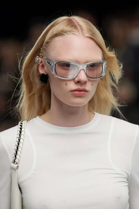 Qışda gözünüzdə olacaq eynəklər...