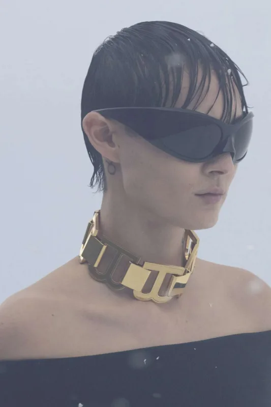 Qışda gözünüzdə olacaq eynəklər...