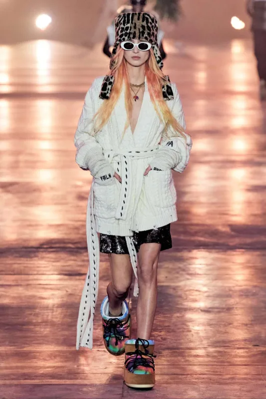 Qışda gözünüzdə olacaq eynəklər...