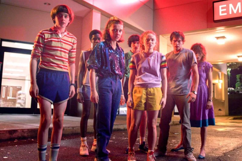 “Netflix” 14 layihə ilə vidalaşır