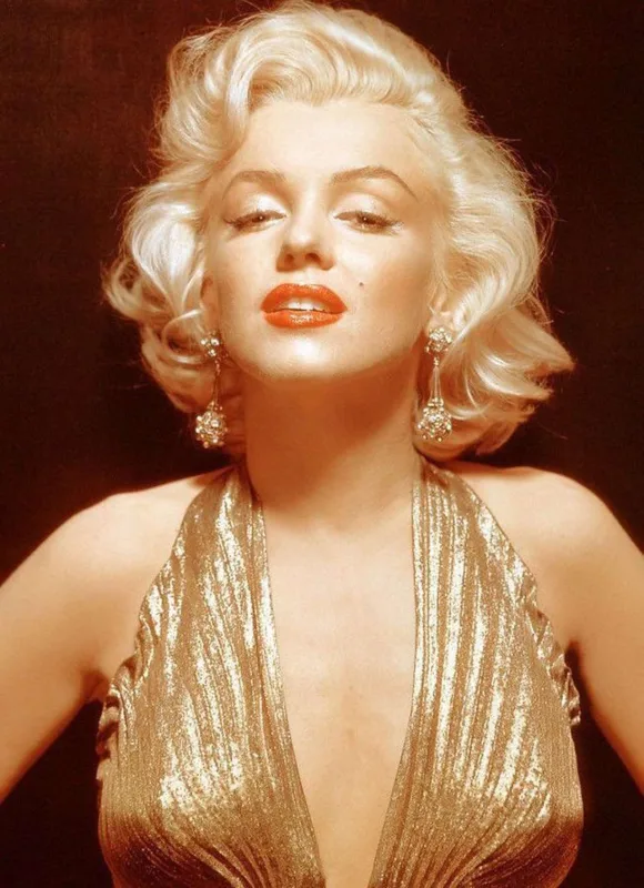 Merilinin “Hollivud” pəhrizinə nələr daxildir?