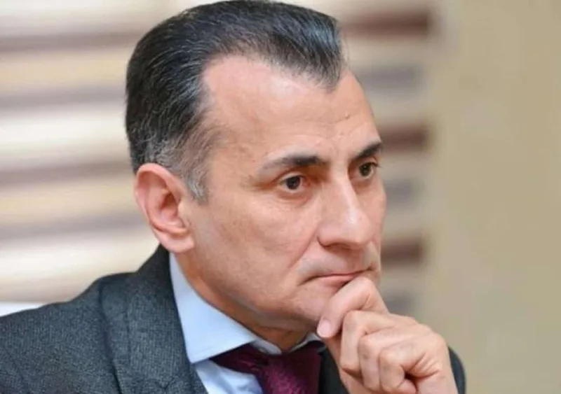 Mir Şahin müzakirə yaradan fikirlərindən yazdı