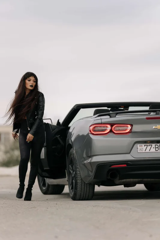 Qarşılıqsız sevgi, əzab və xəyanət...