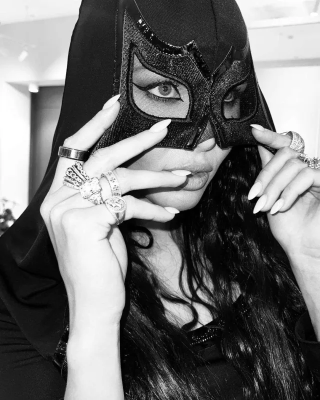 “İslama haram olan çox şeylər edirəm”