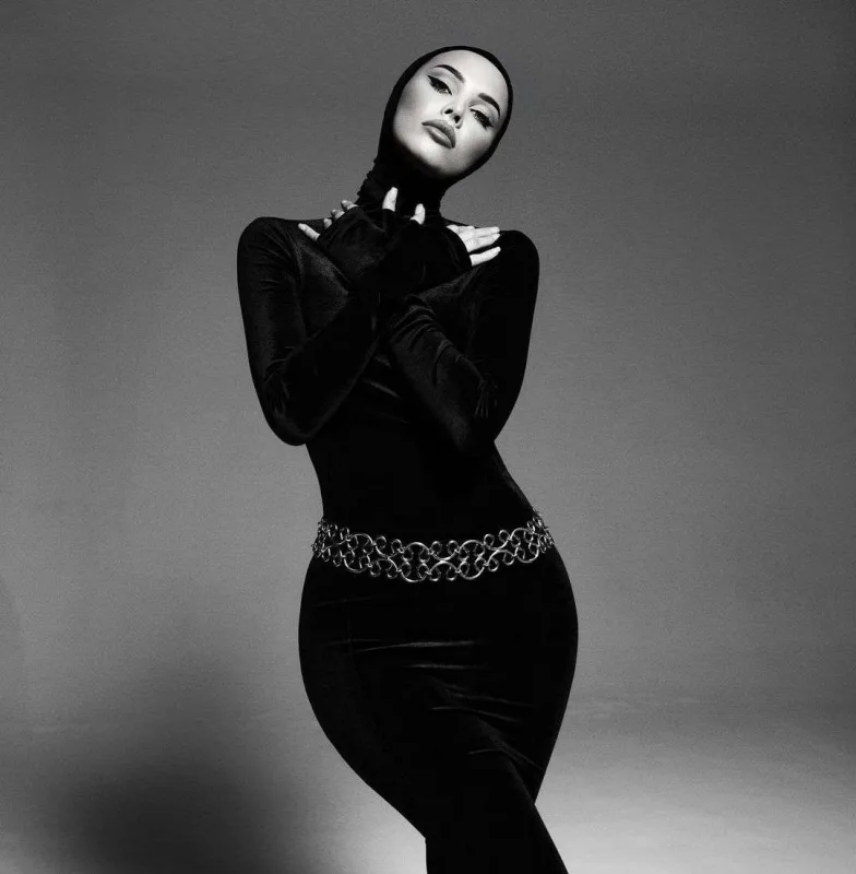 “İslama haram olan çox şeylər edirəm”