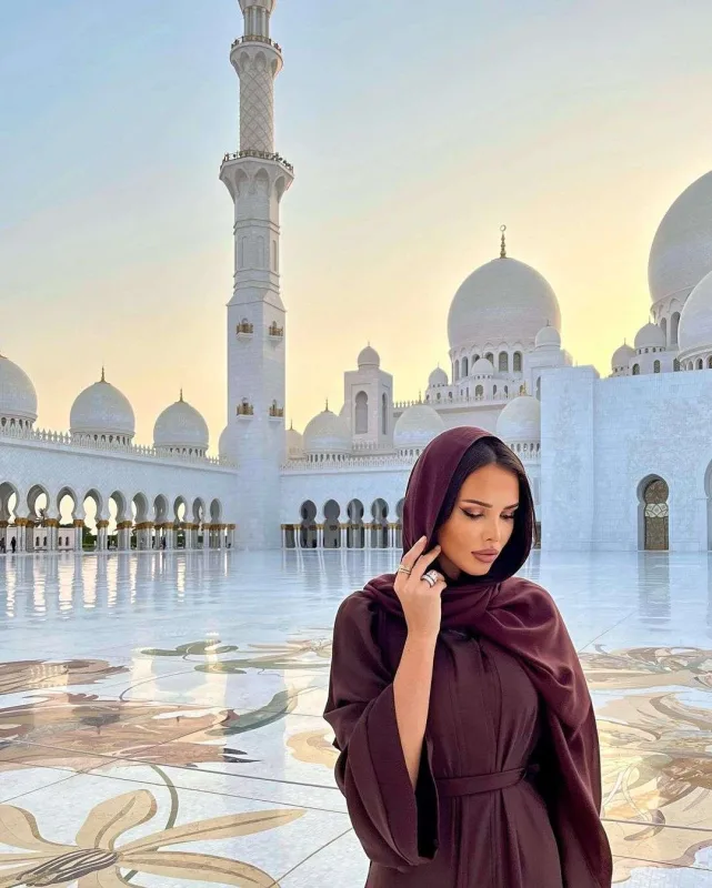 “İslama haram olan çox şeylər edirəm”