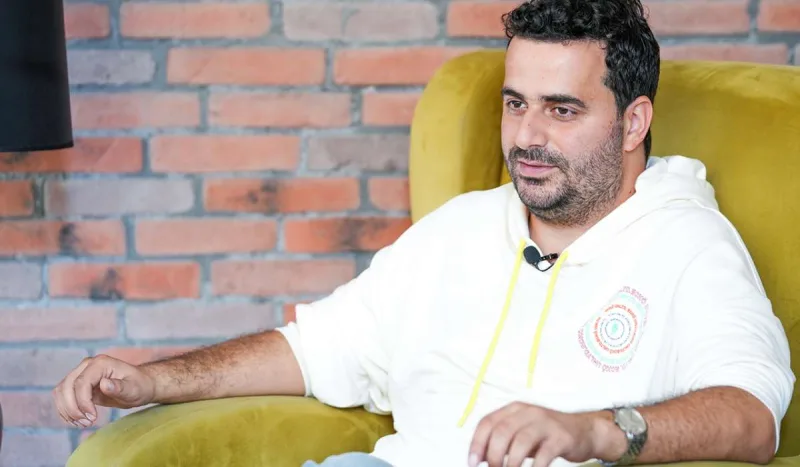 “Qızını qəfəsə salırsan, sonra deyirsən ki, zəncirdən buraxıblar”