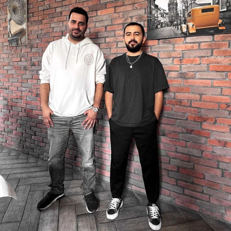 “Qızını qəfəsə salırsan, sonra deyirsən ki, zəncirdən buraxıblar”