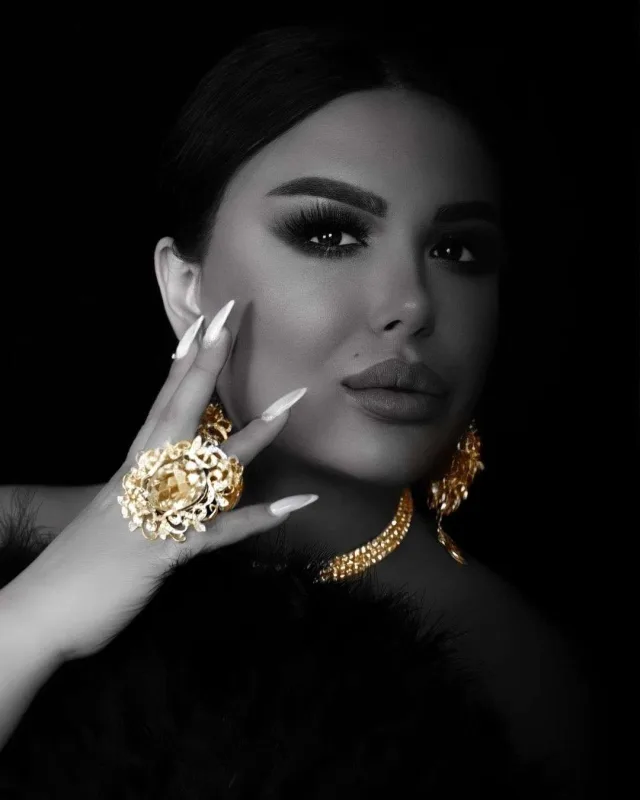 Günel həyat yoldaşından ayrıldı