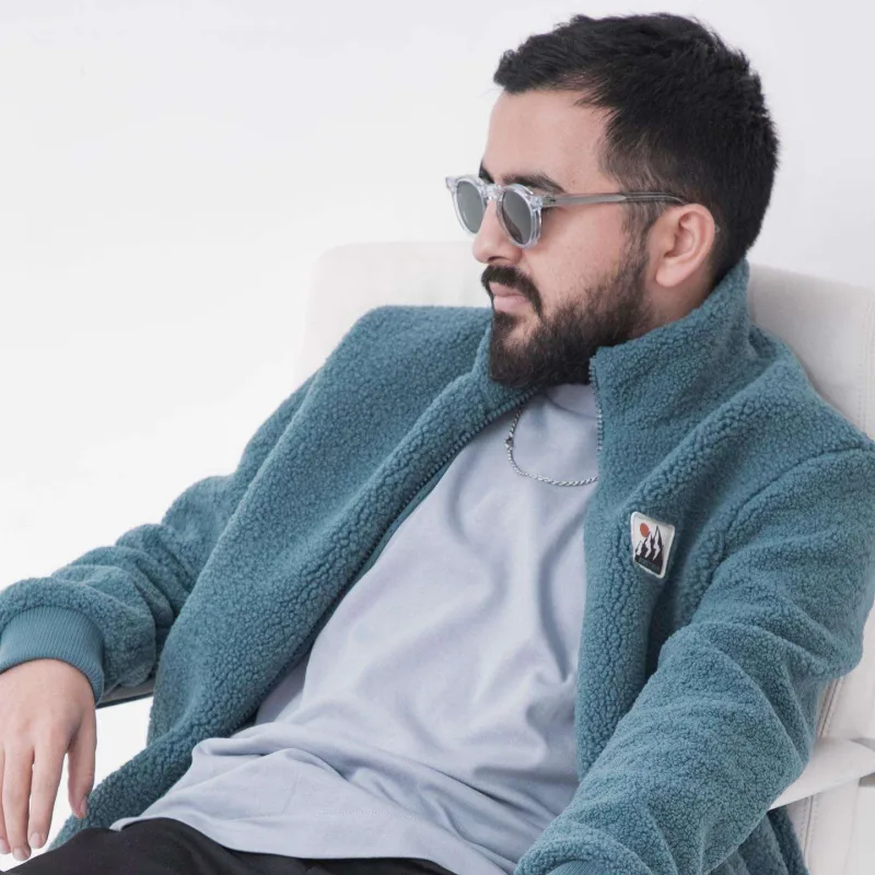 İnfluenserlər Əməkdar artistə qarşı