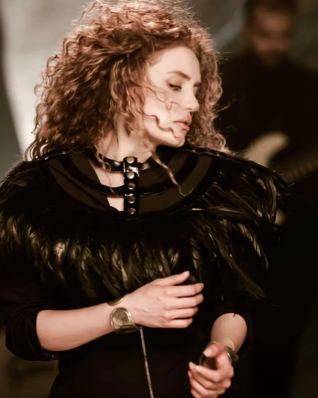 “Gərək oğlanı mən seçim, o məni yox!”