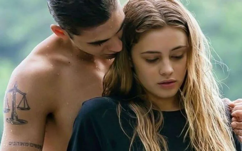 Keçmiş sevgililəri ilə əlaqəni kəsə bilməyən bürclər!