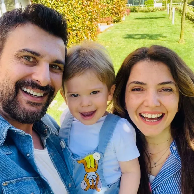 “Klipdə öpüşə bilmərəm”