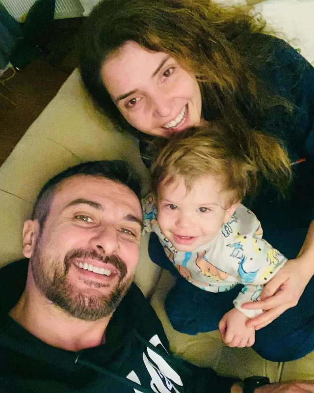 “Klipdə öpüşə bilmərəm”