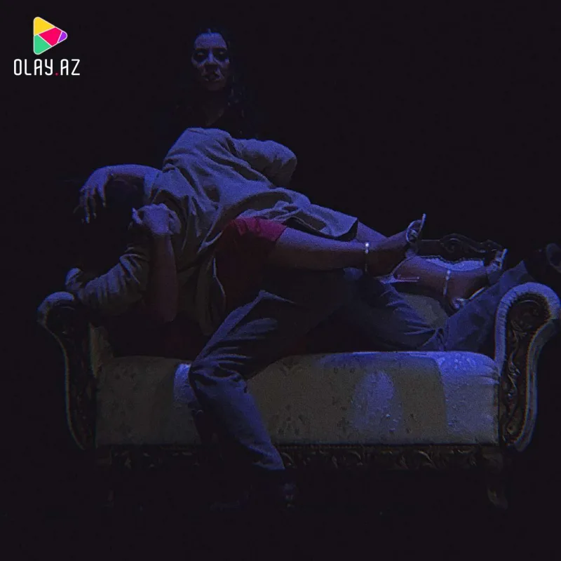 Sənətçilərimizdən 18+ tamaşa…