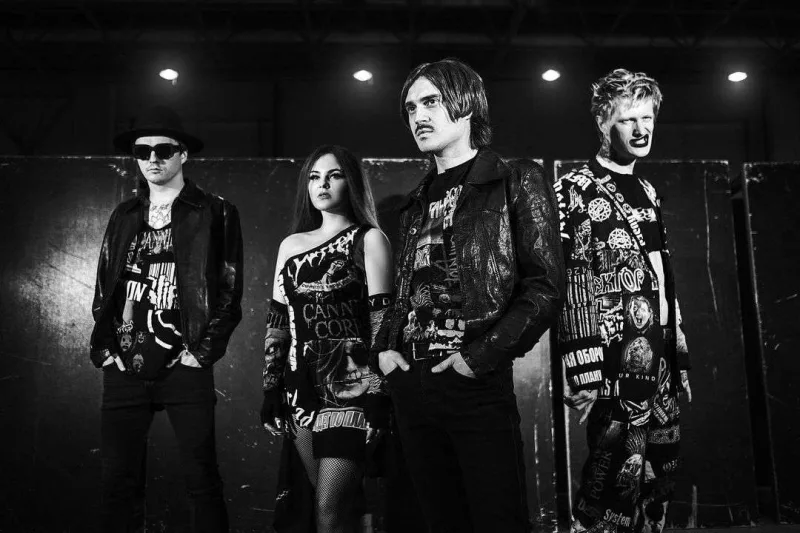 “Little big” dağıldığını açıqladı