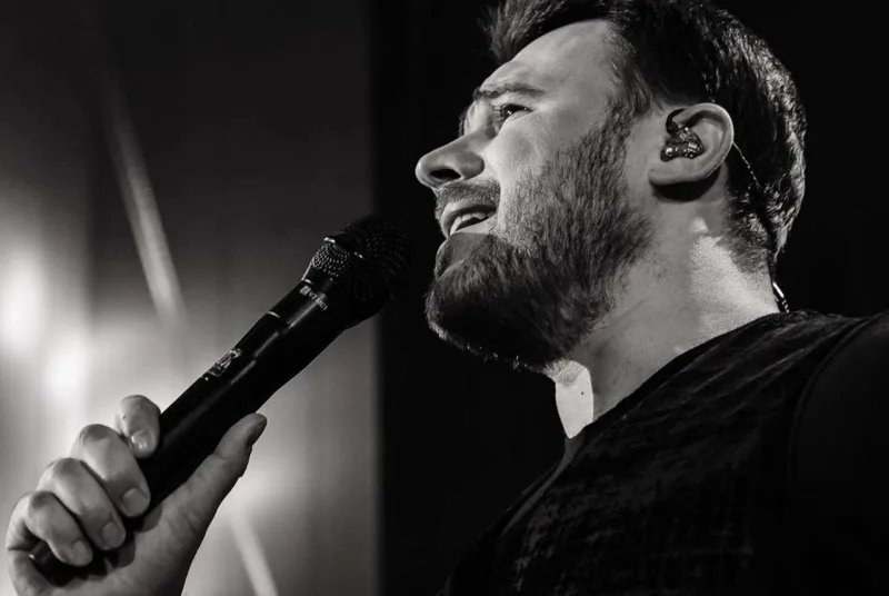 Bir konsertdən milyonlar qazanırlar