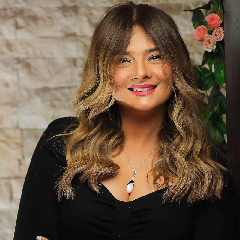 “Öyrətmirəmsə, necə deyim pis aparıcısan?” – Kamilədən irad