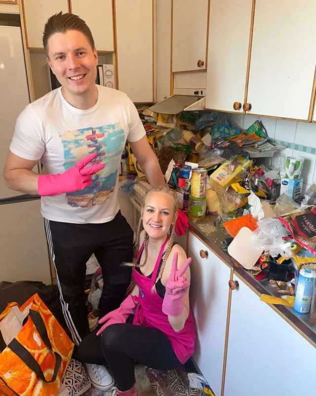 Hər kəsin evini pulsuz təmizləyir