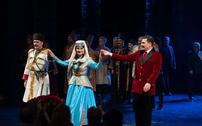 Məleykə “Xurşidbanu Natəvan” oldu