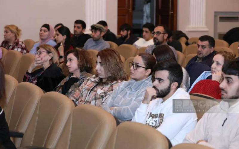 “Burada ciddi oyun gedir” - Direktor yoxlamalardan danışdı