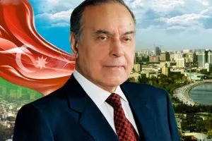 Bu gün Heydər Əliyevin anım günüdür!