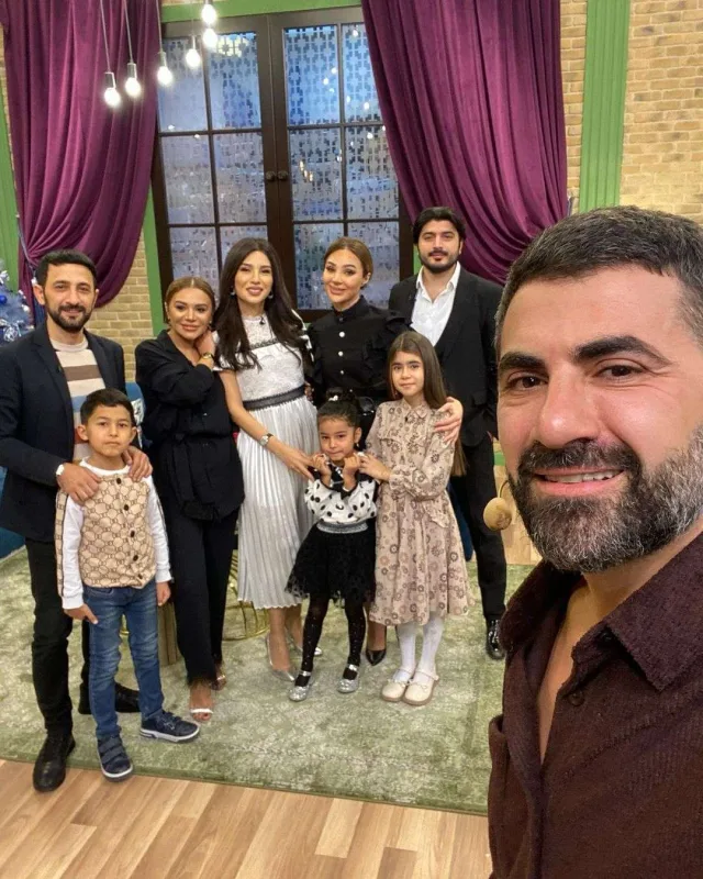 “Qəlbiniz paltarım kimi qaradır”