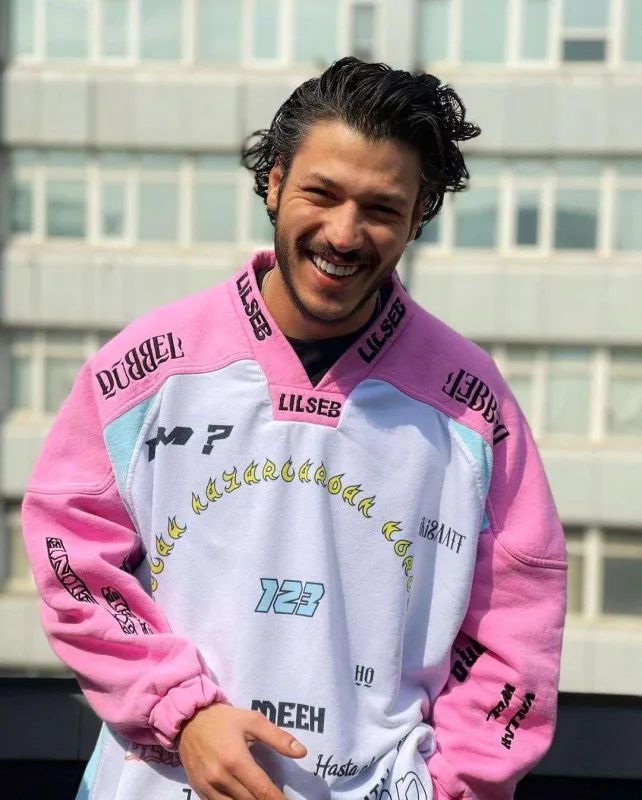 “Yalı çapkını”yla Kubilay Afraya görə dalaşdı