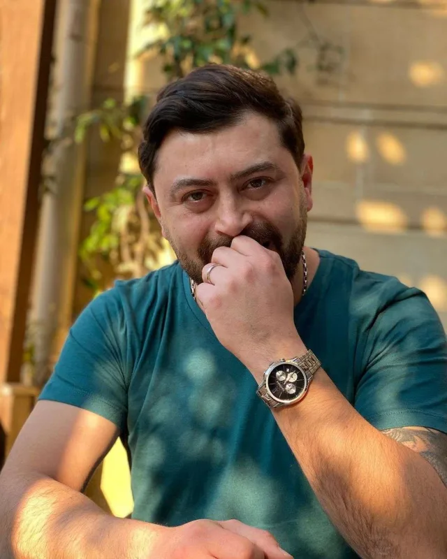 “İnsanlar TikTokda meymunluq görmək istəyir”