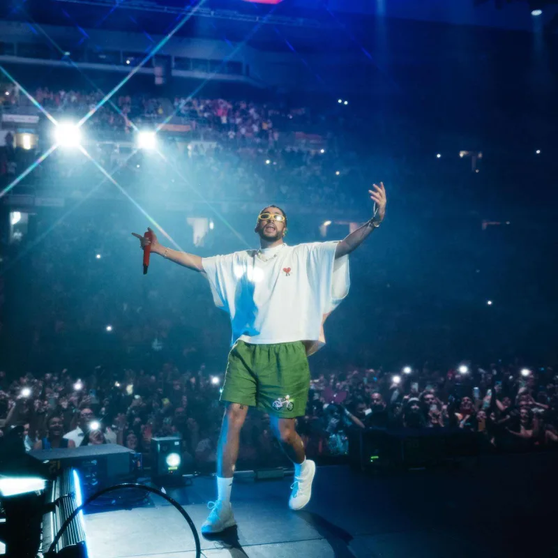 Bu il milyonlar qazanan müğənnilər