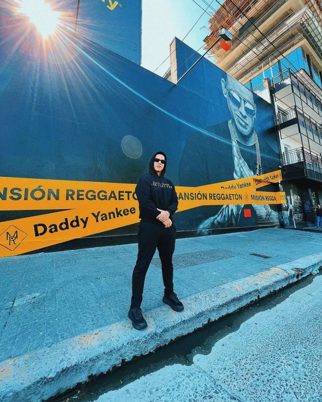 Bu il milyonlar qazanan müğənnilər