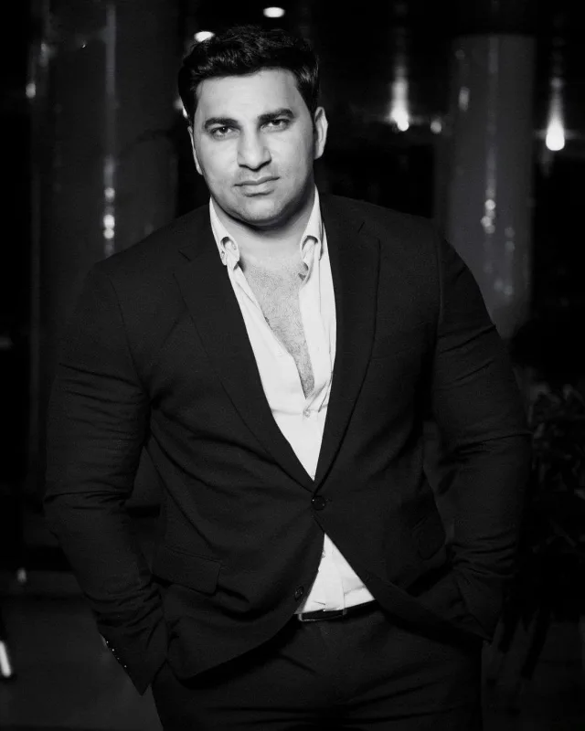 “İnstaqramımda bir post 3-5 min manatdır”