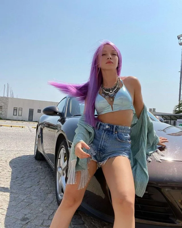 Ece korona peyvəndinə qarşı çıxdı