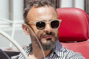 Viza ala bilməyən  Malik qəzəbləndi