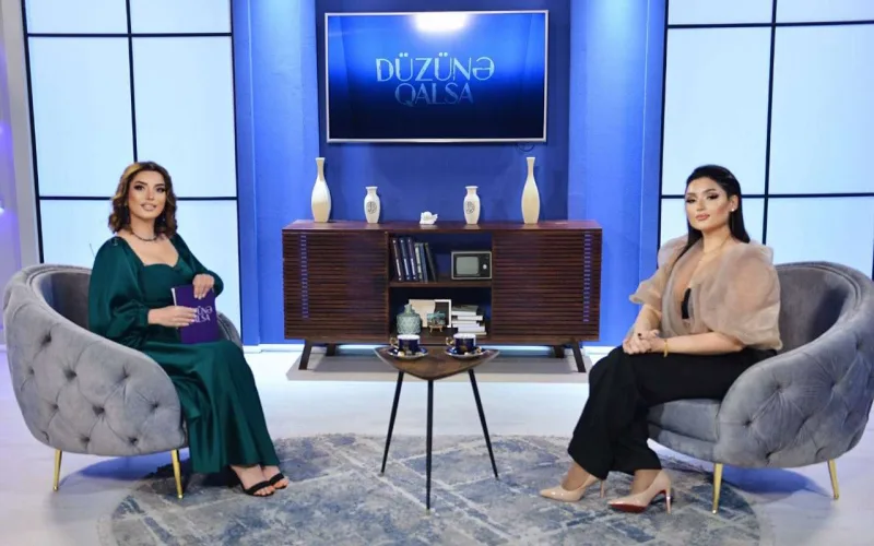 Nərmin boşandığını açıqladı