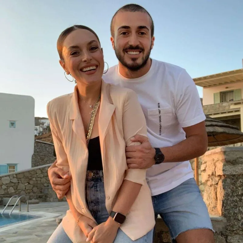 Ezginin toyunda Ebru oxuyacaq