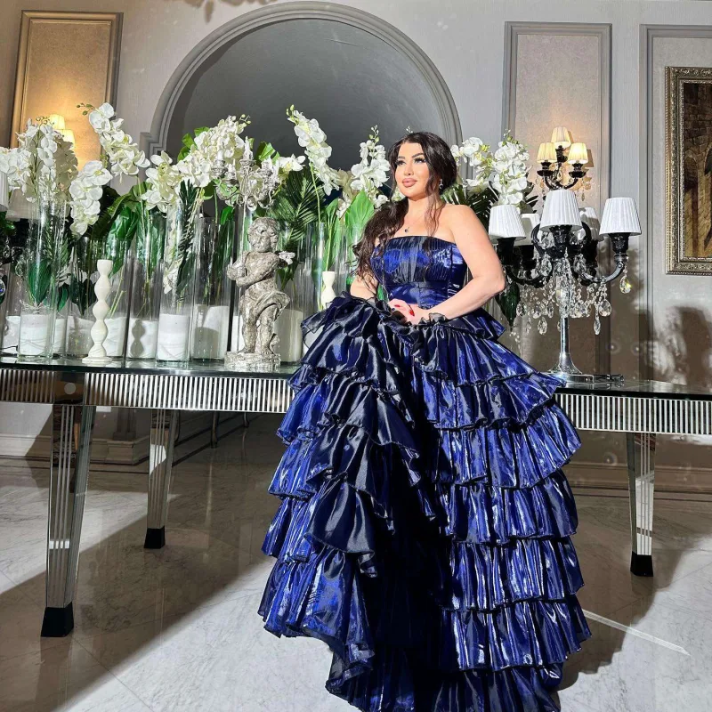 Pulu yerə səpən Fatiməni cəza gözləyir?