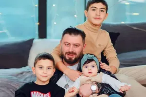 “Qurd”dan övladlarıyla birgə fotosessiya