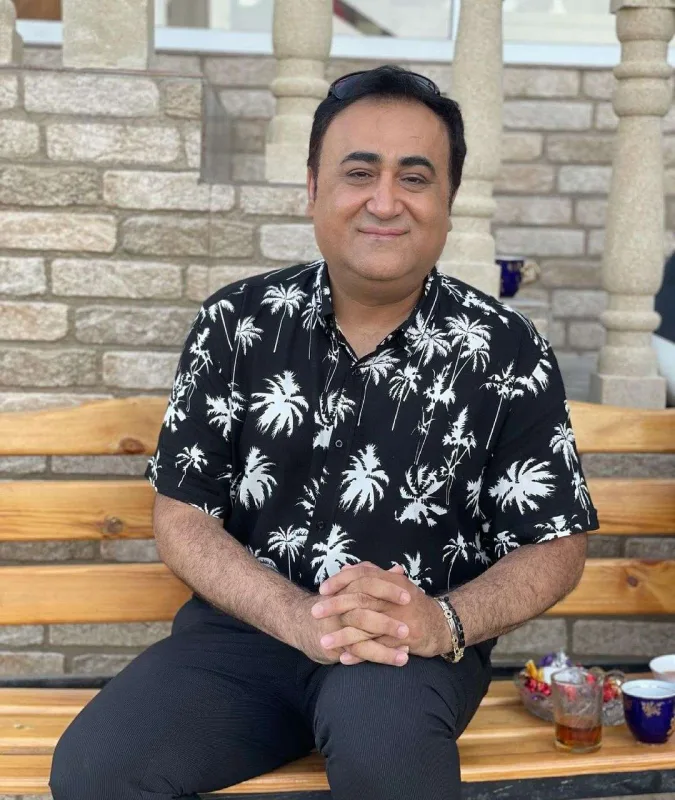 Şəkilsiz məşhurlar...