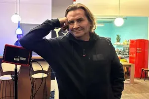 Xərçəngə tutulan Armağan izləyicilərlə vidalaşdı