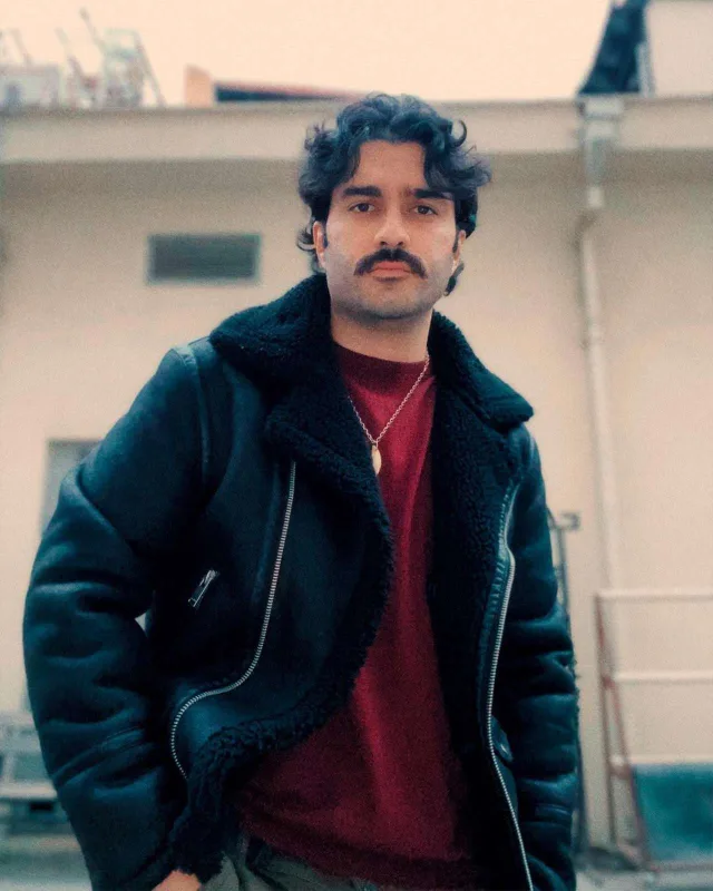 “İstədiyi kimi yaşayanları daşqalaq edirlər”