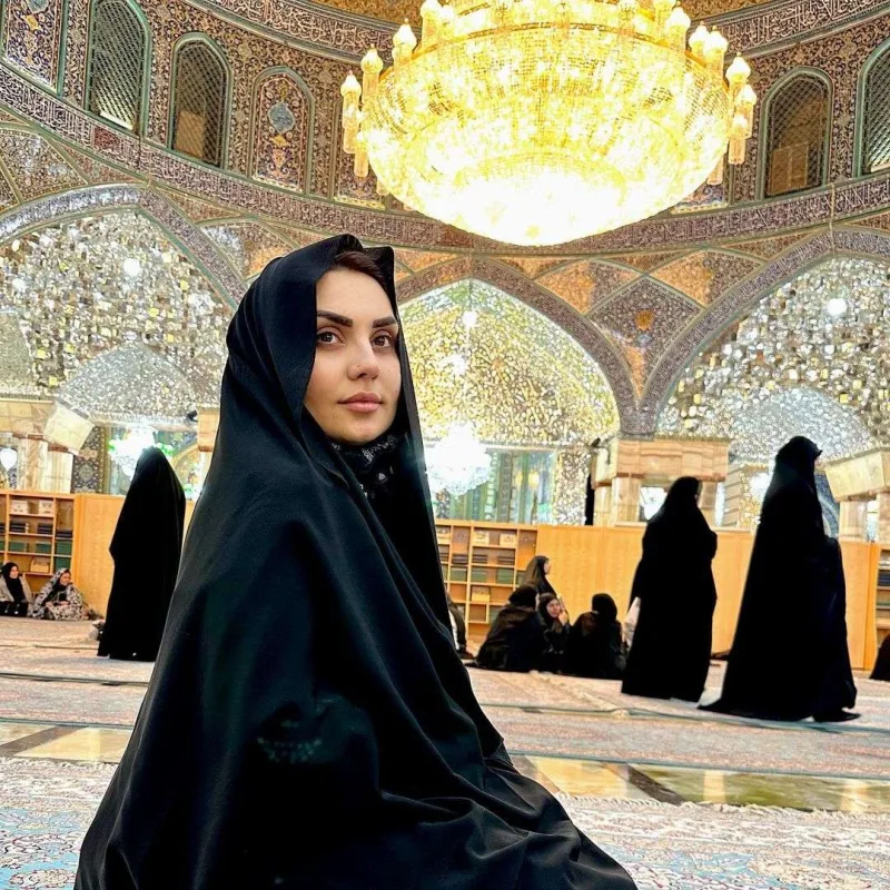 İrana gedən Şəbnəm özündən çıxdı