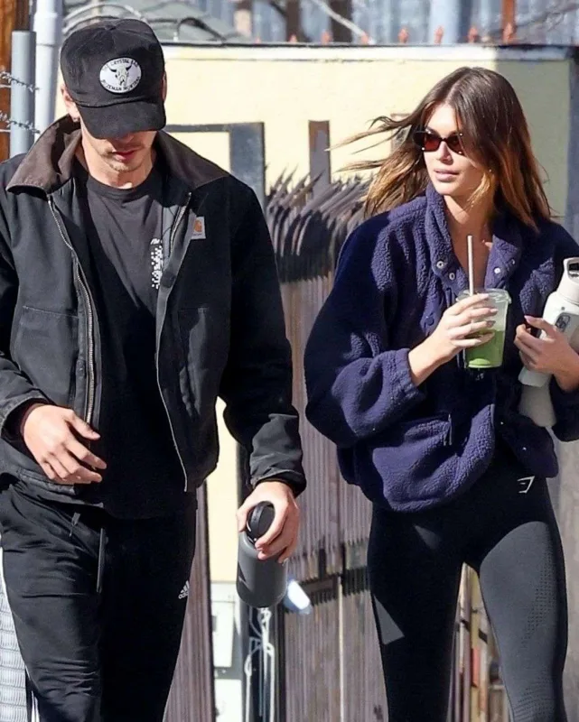 Cütlüklər gəzintidə