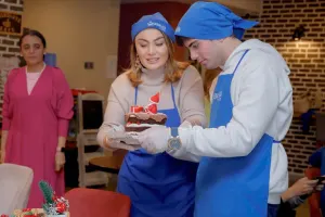 “Özümü onların arasında çox xoşbəxt hiss edirəm”